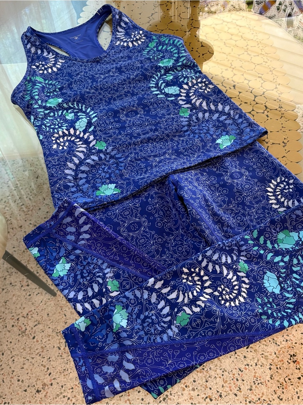 JOHNNY WAS Blue Wild Flower Be Active 2 piece Matching SET! Excellent condition - Picture 2 of 11